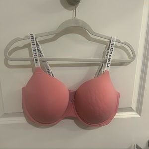 Victoria’s Secret T-Shirt Push Up Bra